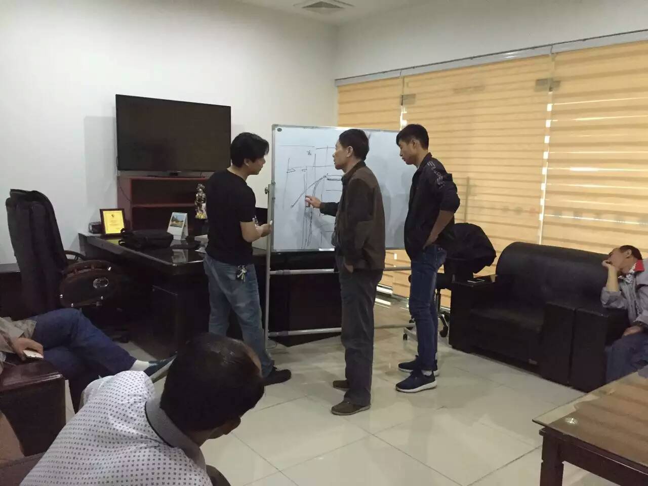 選擇具有一定實力規模的大件運輸公司